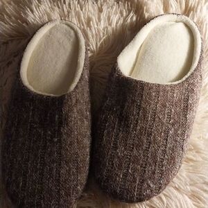 Nwot Men's Cotton Knitted Anti-Slip On House Slippers Size 11-12